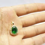 نیم ست گوشواره و آویز نگین بیضی زمردی